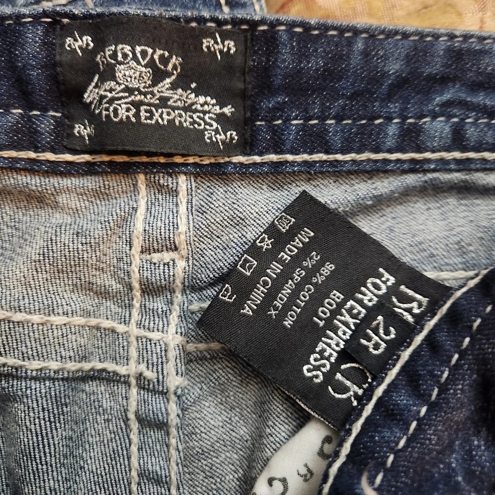 Express Boot Cut Low Rise Jean Pant - Picture 2 of 6